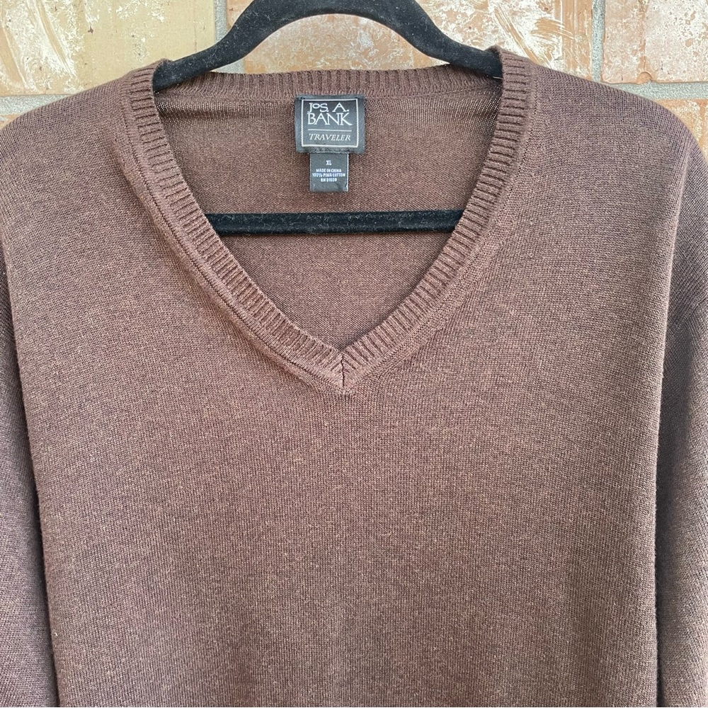 Jos. A. Bank Men's Brown V-Neck Sweater